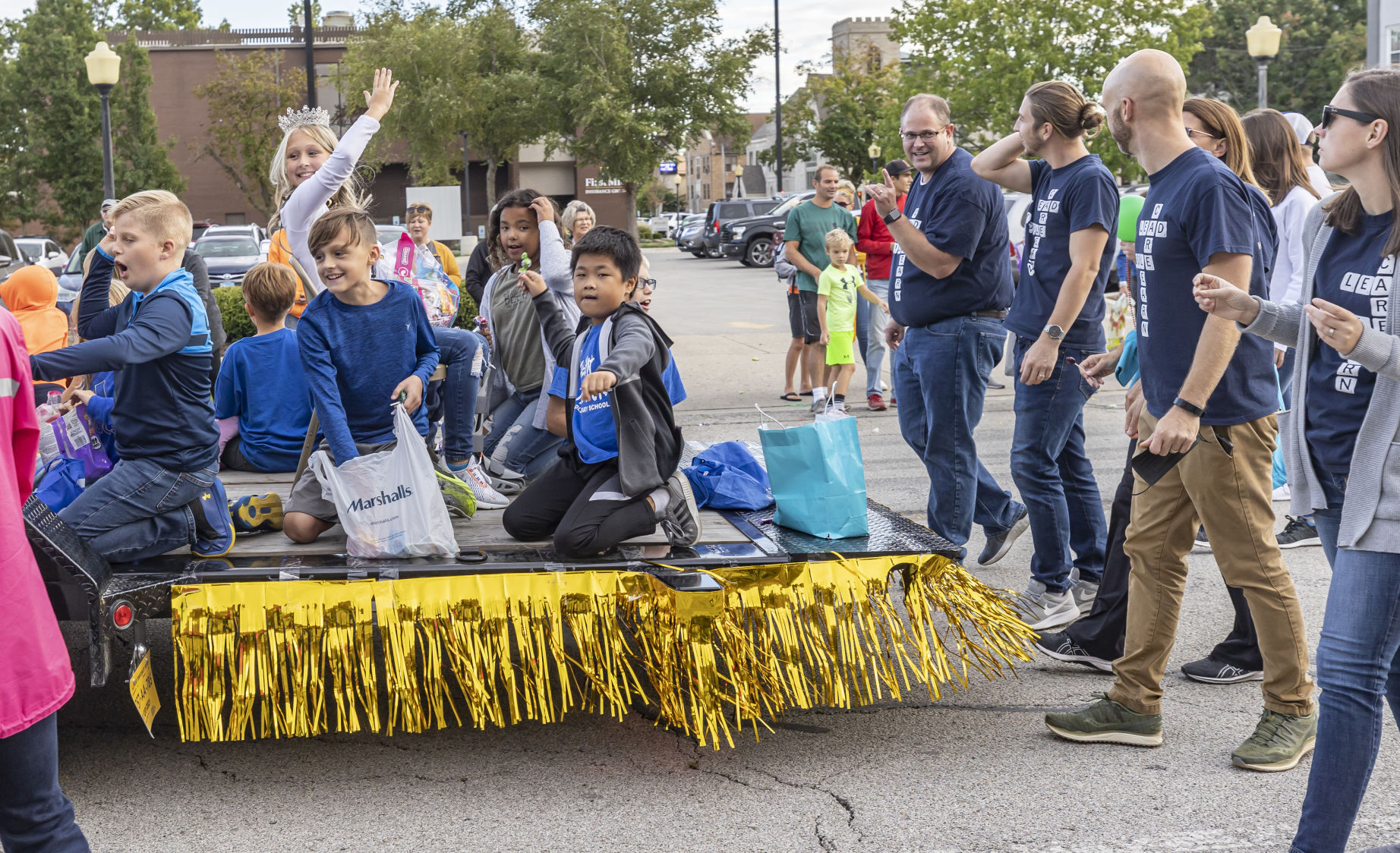 Mattoon homecoming parade 60 092221.JPG